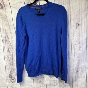 Banana Republic Luxury Blend 100% Marino Wool Vneck Sweater Size Medium